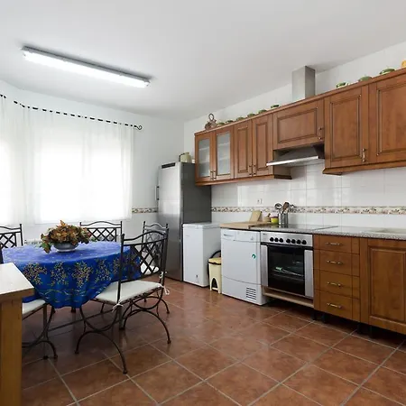 Holiday Calle Miguel Delibes Нава-де-ла-Асунсьон
